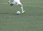 开运体育网页版-各队球员备战国内足球联赛，冲击全胜目标